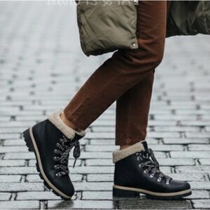 Time & Tru Black Winter Hiker Boots Women’s 7 Vegan All Man-Made Fur Lined – NWT